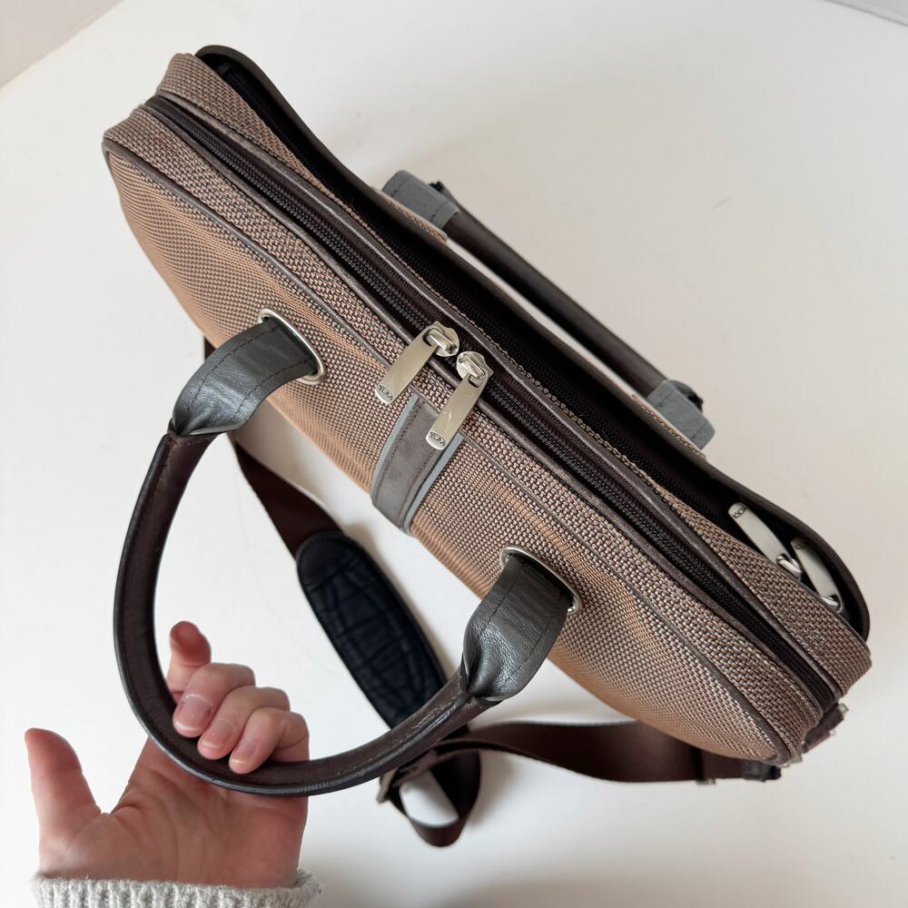 Tumi Brown Ballistic Nylon Leather Trim Laptop Briefcase Messenger Bag - Picture 4 of 14